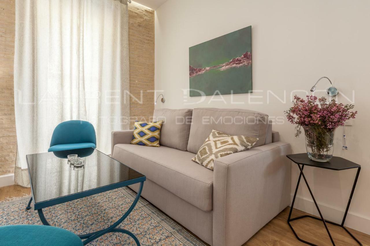 Apartamentos Rg Suites Jardines De Murillo Sevilla Exteriör bild